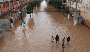 Chuva coloca cidade de São Paulo em estado de atenção para alagamentos