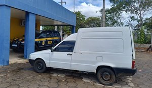 PRF prende homem por adulteração de sinal identificador de veículo automotor em São Sebastião