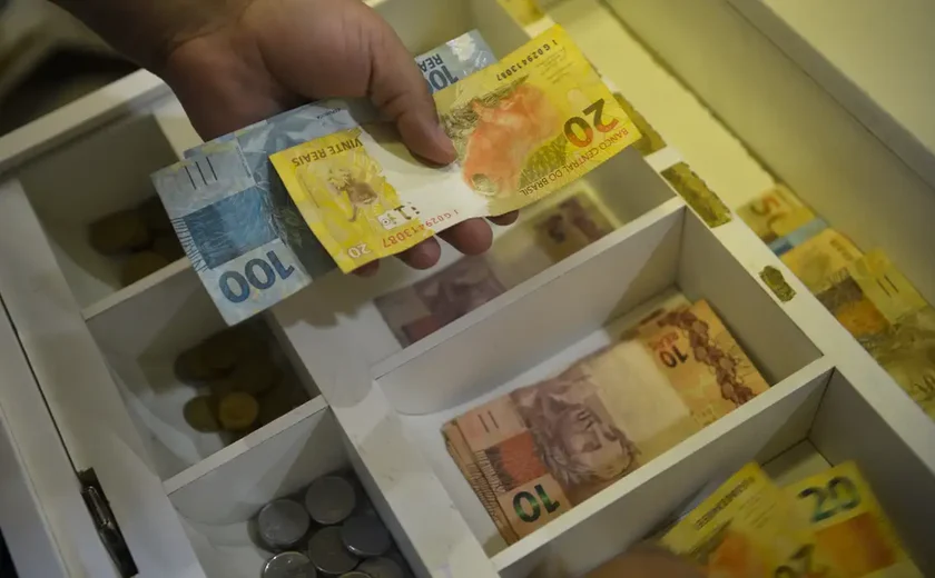 Portabilidade de consignado para CLT entre bancos começa a valer