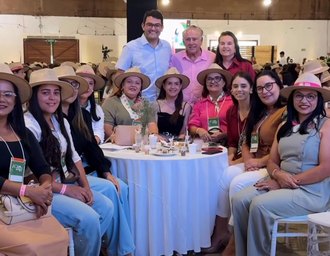 Mar Vermelho marca presença no III Encontro de Mulheres do Agro de Alagoas com uma enorme delegação feminina