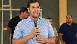 Prefeito Cacau anuncia auxílio de até R$ 5 mil para empreendedores formais e informais