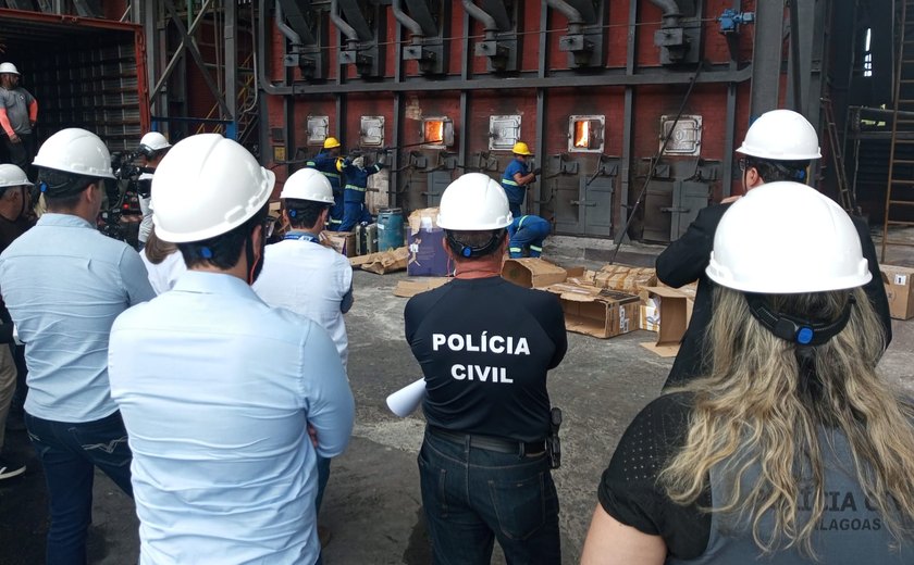 Polícia Civil incinera drogas avaliadas em R$ 8 milhões