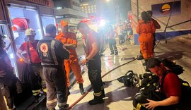 Vídeo: oito pessoas são socorridas após incêndio em quarto de hotel na Pajuçara