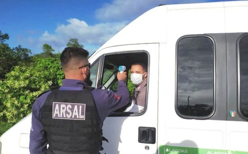 Arsal aborda 380 veículos no primeiro dia após retorno do transporte intermunicipal