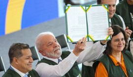 Lula sanciona lei do Mais Médicos