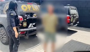 Homem é preso em flagrante por tentar furtar trailer na Jatiúca