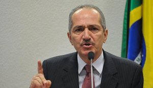 Para Aldo Rebelo, crise no PSL abala governabilidade