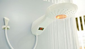 Riscos e perigos com energia elétrica: saiba como utilizar o chuveiro elétrico de forma segura e eficiente