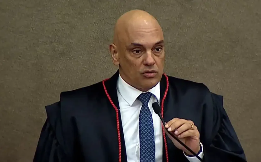Ministro nega pedido de Bolsonaro para adiar ação sobre trama golpista
