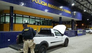PRF/AL prende homem por receptação e recupera dois veículos roubados