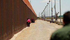 México define limite sobre asilo antes de negociações com os Estados Unidos