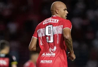 CRB encara o líder Coritiba em duelo marcado por reencontros no Couto Pereira