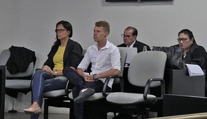 Júri condena esposa e enteado acusados pelo assassinato de fiscal da SMTT