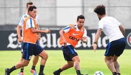 Corinthians viaja com Jadson e campeão da Copinha para enfrentar Brusque