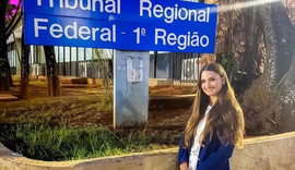Aos 25 anos, mineira toma posse como a mais jovem juíza federal do país