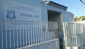 Sem delegado, escrivães deixam de fazer flagrantes em Santana