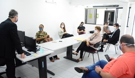 Professores da rede privada aceitam entrar em férias coletivas a partir de 4 de maio