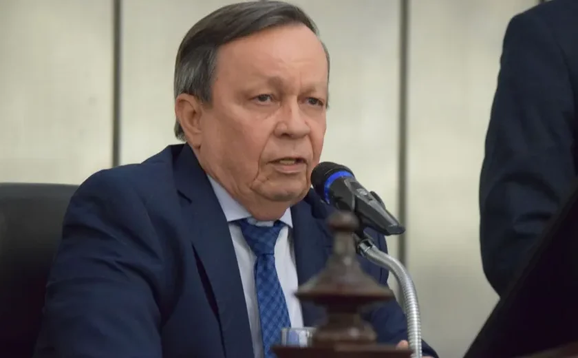 Corpo de Luiz Dantas, ex-presidente da Assembleia Legislativa de Alagoas, será velado e sepultado nesta quinta (6)