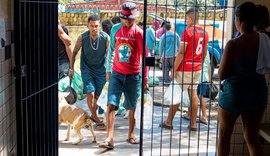 Abrigos recebem doações dos mercados públicos de Maceió