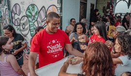 Solar Coca-Cola e Seades realizam almoço natalino para pessoas em situação de vulnerabilidade social de Maceió