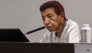 Leci Brandão está internada em SP por problema vascular