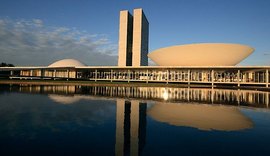 Câmara tentará votar reforma política antes de receber denúncia contra Temer