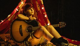 “Cabaninha de Lençóis”: artista de AL celebra refúgios afetivos e memórias da infância em single de estreia, com lançamento em 18 de agosto
