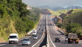 Antes de pegar a estrada no feriado é preciso planejar e evitar áreas de movimento intenso