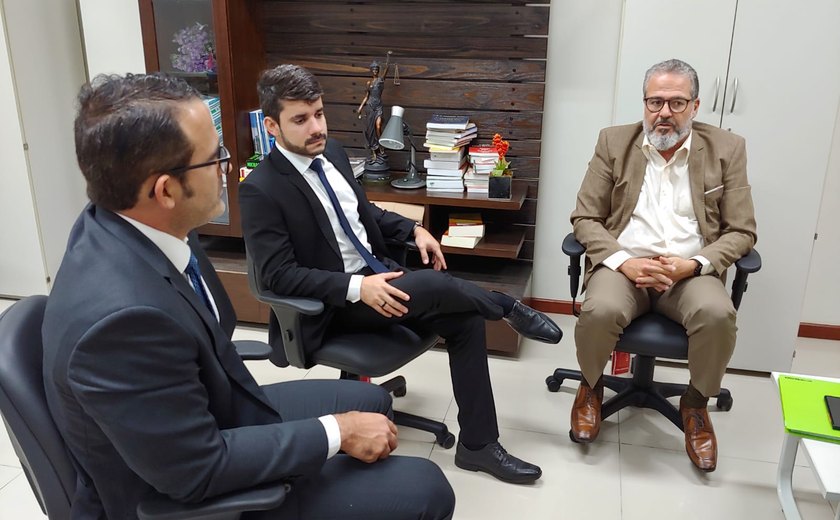 SINDAV se reúne com magistrado, Coordenador dos Juizados Federais, para destacar reclame da advocacia sobre emissão das RPVs