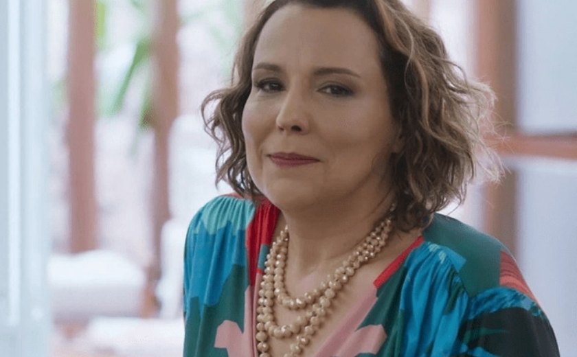 Atriz da TV Globo descobre câncer no pulmão após exames para Influenza