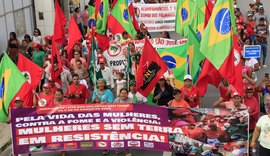 No Dia Internacional da Mulher, elas ocupam as ruas de Maceió