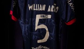 Jogadores do Flamengo usam camisas desenhadas por crianças do Lar São Domingos