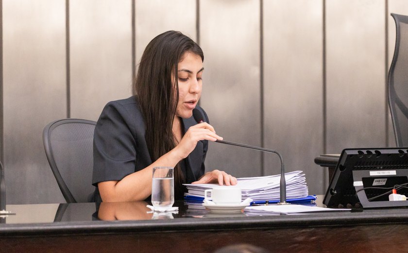 Nova lei de Gabi Gonçalves estimula participação feminina na ciência e tecnologia em Alagoas