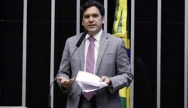 Deputado Isnaldo Bulhões critica aprovação de mudança no ICMS