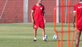 CRB realiza primeira coletiva de Louzer