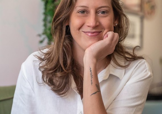 Livro reúne crônicas sobre a vida nos bairros que afundam em Maceió