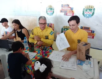 DMTT leva ação de trânsito ao Conjunto Jardim Royal pelo programa Brota na Grota