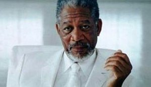 Morgan Freeman dá em cima de repórter após acusações de assédio