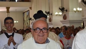 Padre alagoano sofre intimidação por participar do ato 'Ele Não'