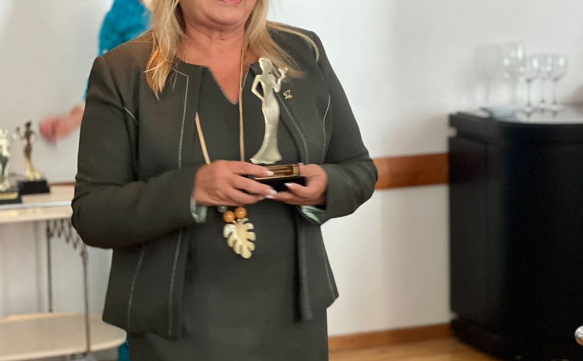Corretora de imóveis Ione Malta é a primeira mulher alagoana a ocupar o cargo de conselheira federal do CRECI/AL