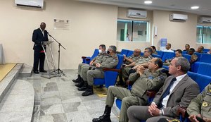 Coronel da PM ministra palestra em curso de Polícia Judiciária