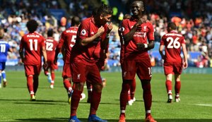 Liverpool vence Leicester com gol de Roberto Firmino e falha de Alisson