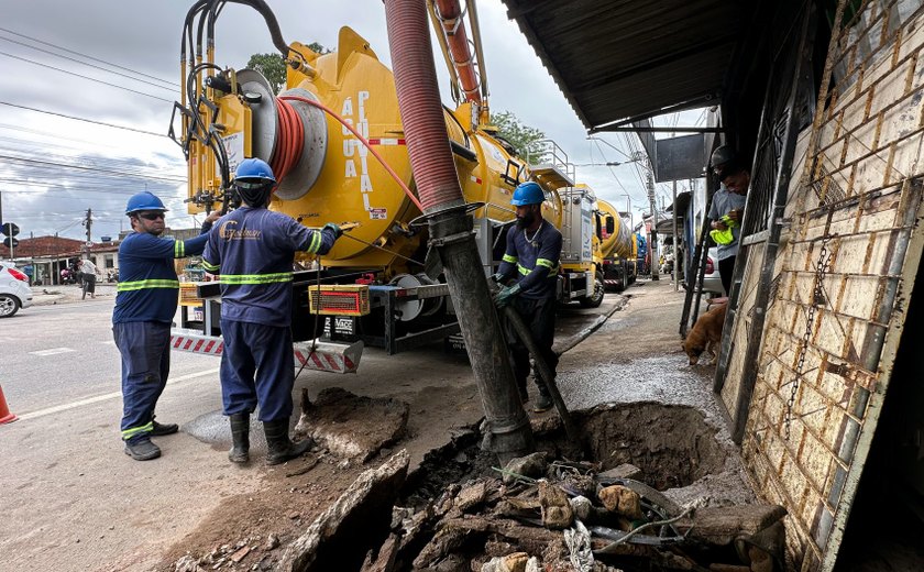 Infraestrutura retira 396,71 toneladas de entulhos da rede de drenagem de Maceió