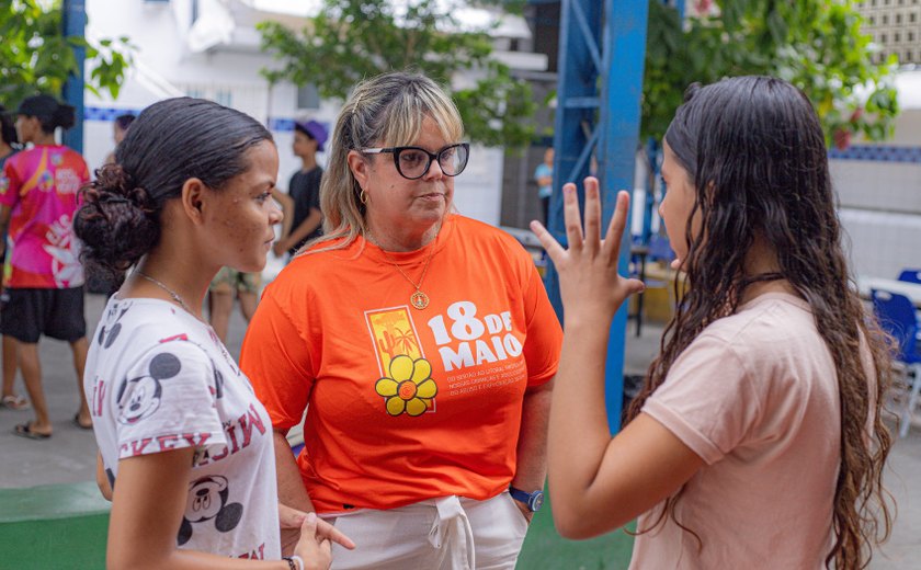 Plataforma combate evasão e estimula permanência de estudantes em escolas municipais
