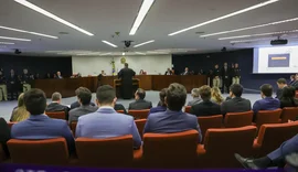 STF retoma nesta terça julgamento de Bolsonaro e mais sete réus