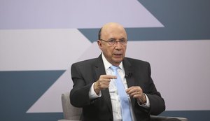Após votar, Henrique Meirelles diz que confia no povo brasileiro