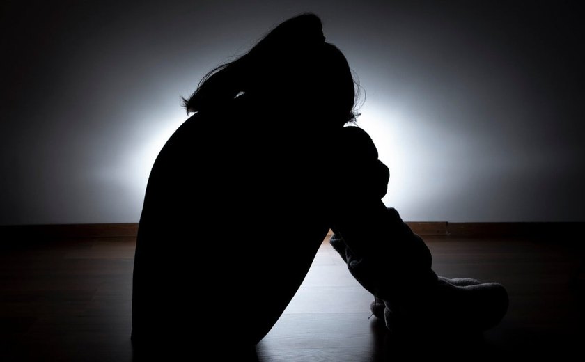 Amigo da família é preso suspeito de importunação sexual contra menina de 10 anos