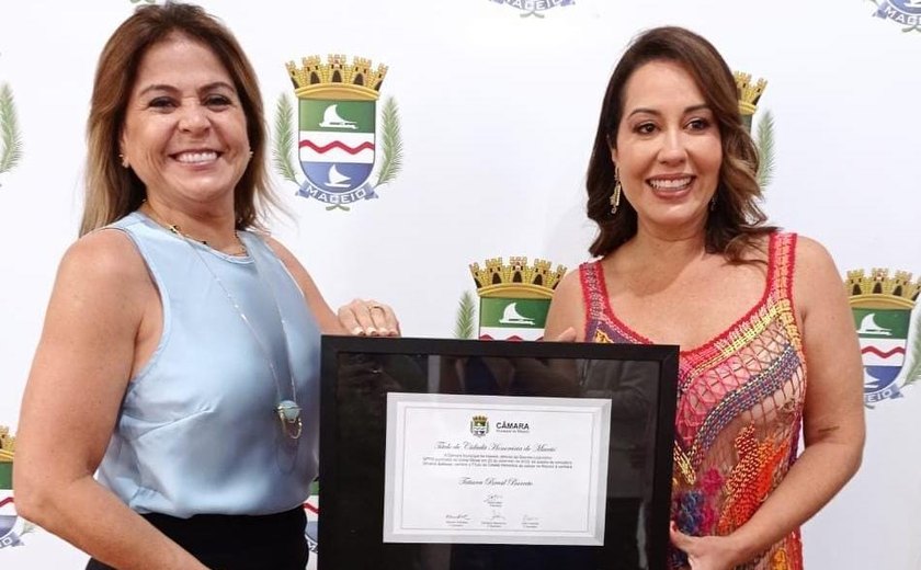 Chef baiana recebe Título de Cidadã Honorária na Câmara de Maceió