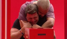 Caio se torna o anjo pela segunda vez seguida e castiga plantas da casa