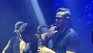 Saxofonista da banda de Devinho Novaes que morreu após ônibus tombar é natural de Sergipe